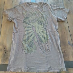 Great Condition! Men's Graphic Tee